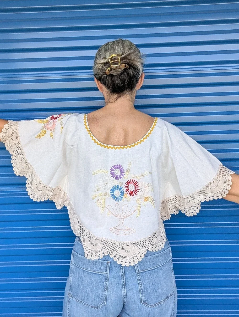 1 of 1 POPOVER TOP made from vintage tablecloth S